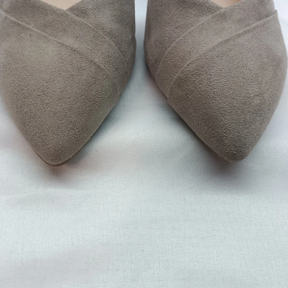 Franco Sarto Fayrah Taupe Grey Suede Wedge Pumps d'Orsay Pointed Toe Shoes 7.5M